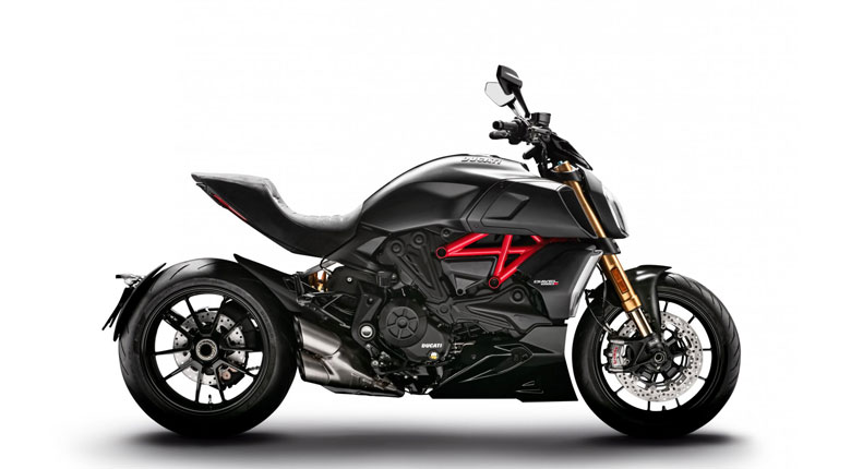 Diavel-1260-S-MY19-03-Gallery-1920x1080