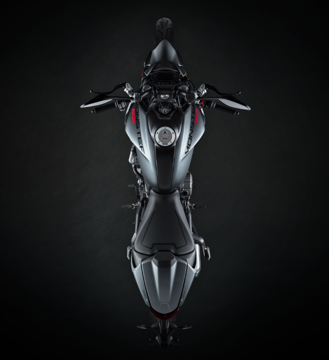 Monster-937-leggerezza-01-Carosello-677x740