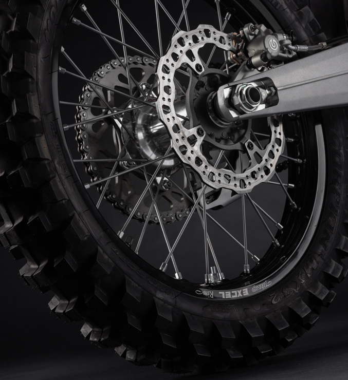 tyres-677