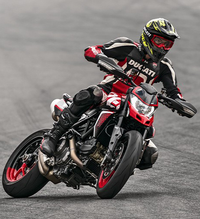 Hyper-950-Safety-Caruseltabs-677x740