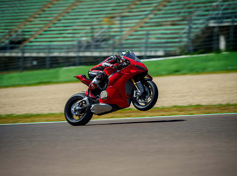 780-580-panigale