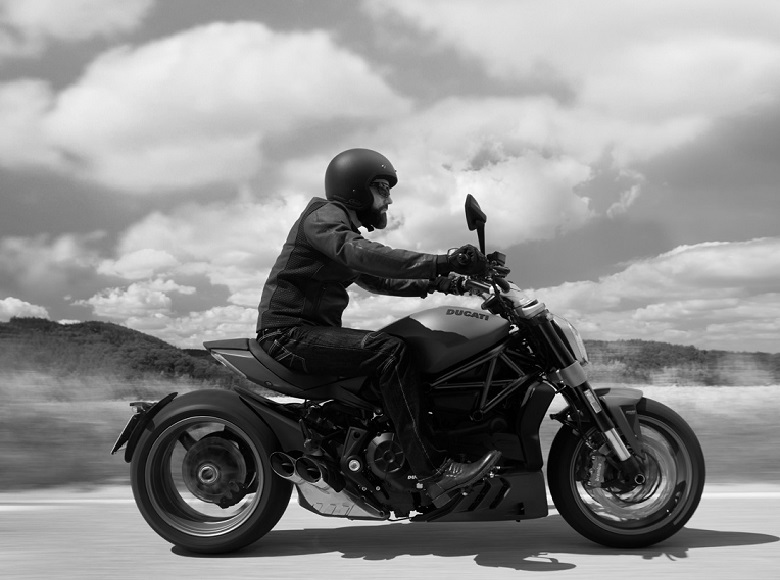 XDiavel-Matt-Liquid-780x580